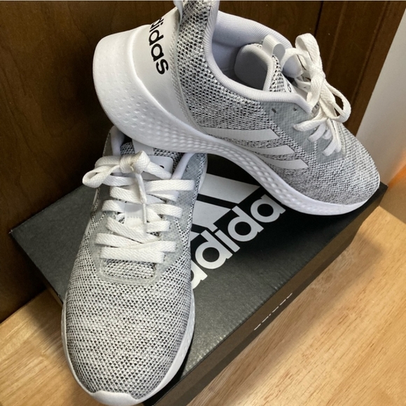 Adidas Running new unisex shoes - Picture 2 of 4